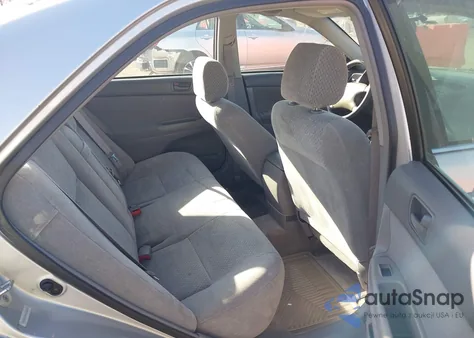 2003 Toyota Camry Le из США, поврежденный, VIN 4T1BE32K83U132815